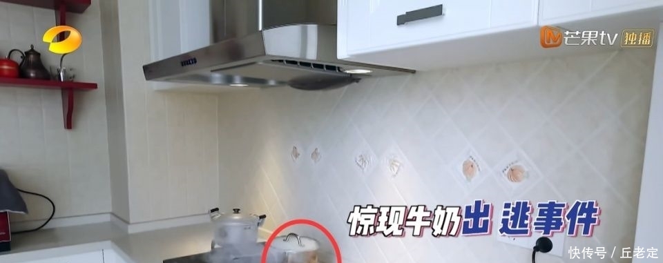 「补救」何炅罕见做错误示范，节目组帮忙补救，他自己的神级救场也很精彩