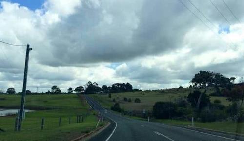 乘坐游船，游览松恩峡湾的美景，欣赏黑门山国家公园！