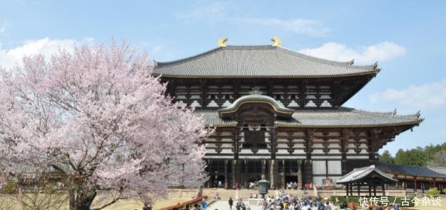 亚洲摩天大楼最多的城市，比香港还多了100多座，数量远超上海