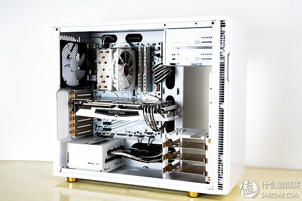 装机 篇一:纯白主机装机-Fractal Design Define R5白金版装机