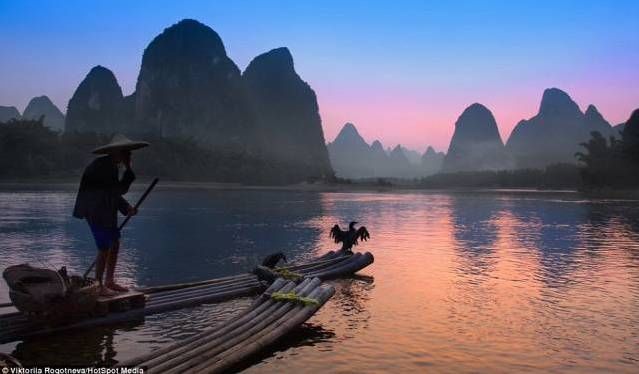 新版20元人民币背面的渔夫脱单了?单身久了,看见竹篓都觉得像个人