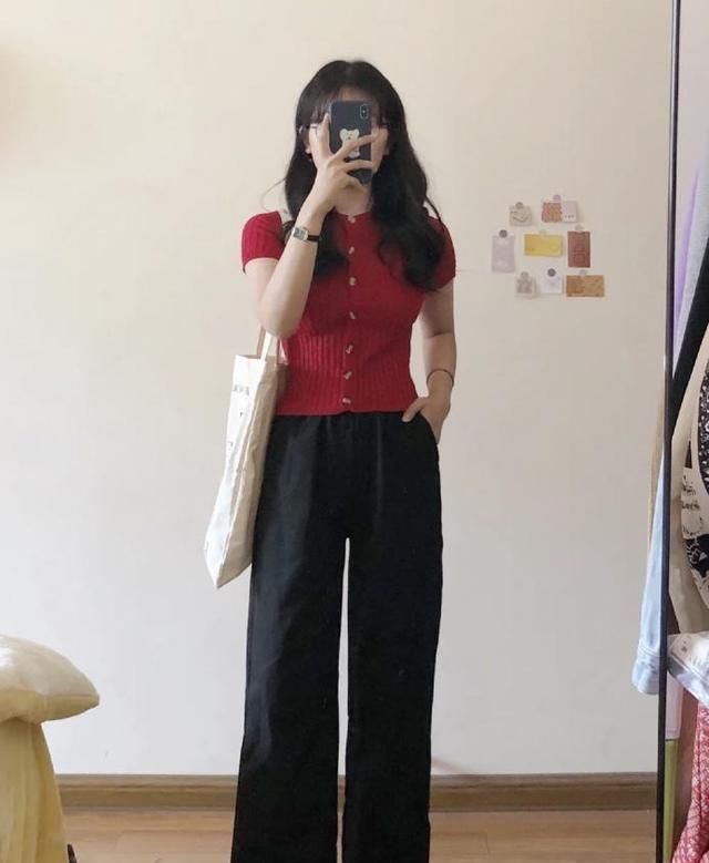  『针织衫』小个子女生有福了，春夏针织衫穿搭，显高显瘦穿出各种风格