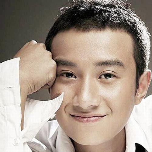 律师疫苗文章爆红 张凯律师资料黑历史更换二维码收打赏骗局被戳