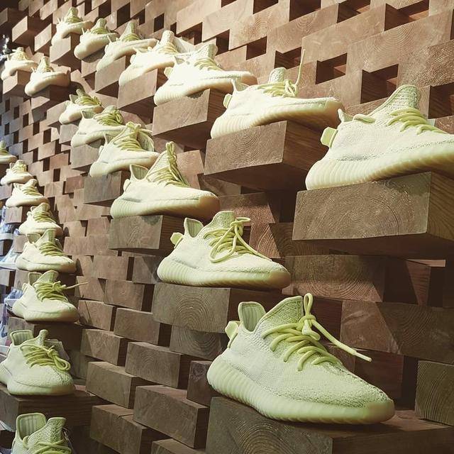 人人都买得起Yeezy的时代要来了