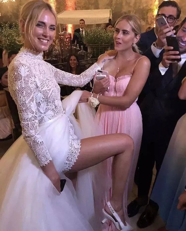 满足了少女们对婚礼的所有幻想，这场世纪婚礼到底有多梦幻?