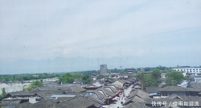 成都最低调古镇，有着1600多年历史，是国家4A景区，门票免费