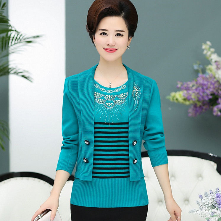 40-60岁的女人秋天一定要这样穿，超美丽优雅，气质很出众