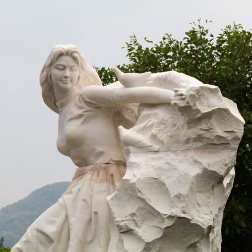 日本长崎:在被原子弹轰炸过的城市观光,游客也能感受到核爆之殇