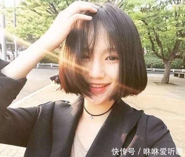 【款发型】圆脸适合的发型 可盐可甜的发型也能秒变巴掌脸!