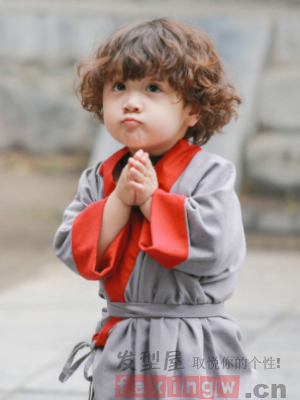 小男孩留什么刘海好看 帅气男神从小开始培养