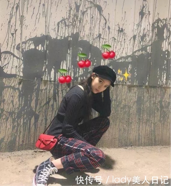 唐嫣一双帆布鞋330天天穿，天后王菲照样不怂，直接穿它上综艺