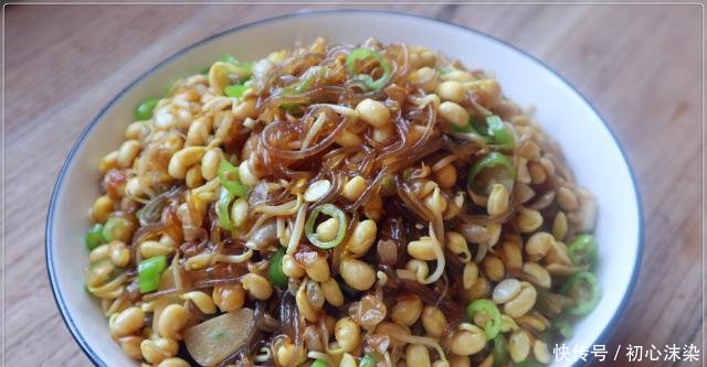 『小伙』豆芽炒粉条怎么做好吃山东小伙的做法,简单家常,老婆孩子喜欢