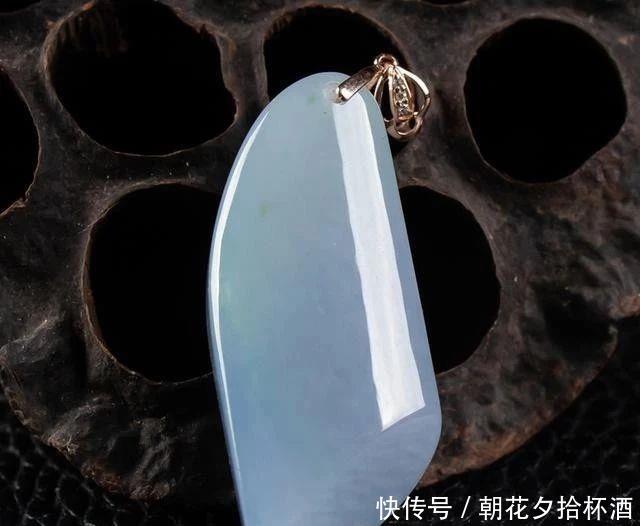  [越来越]为什么翡翠经久不衰并且越来越流行！