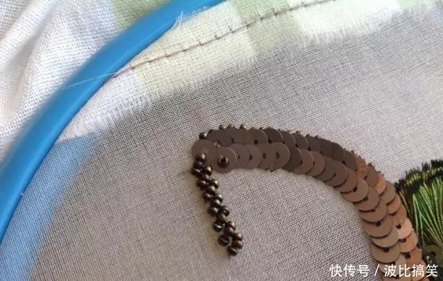 【珠绣胸针】你离小仙女只差一件闪闪的配饰,DIY手工珠绣饰品,附教程