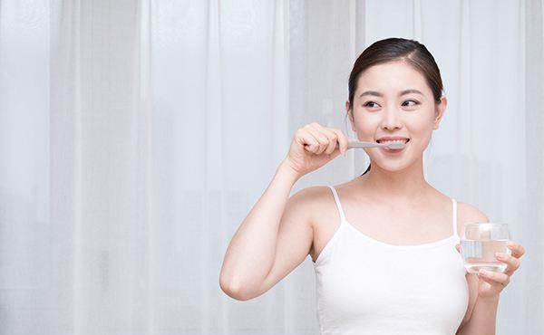 重庆一女士孕期牙疼硬挺,严重影响胎儿发育,结