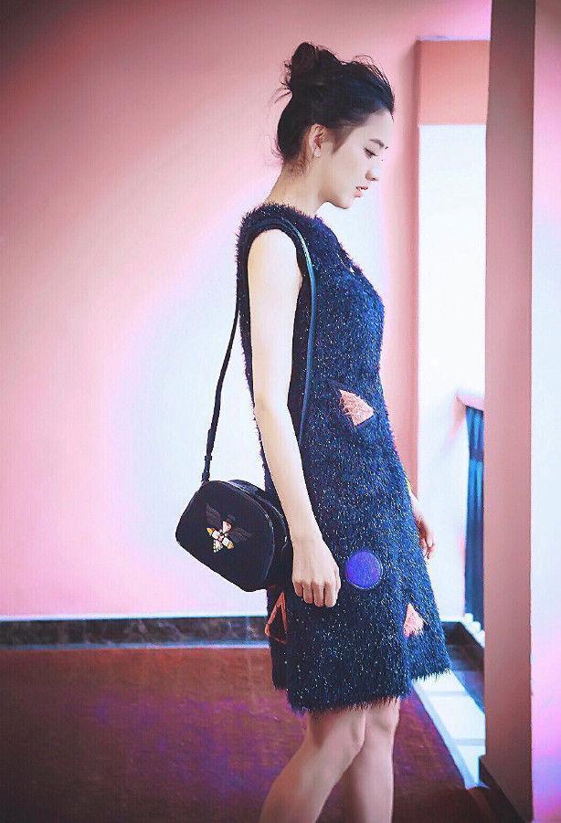 她产后被老公出轨, 却说自己配不上老公, 33岁美得无与伦比!