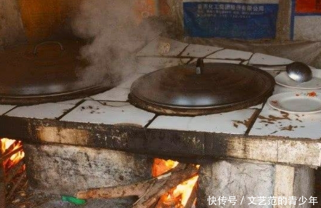  「专家建议」传承千年的土灶该不该禁用？专家建议拆除，看看农
