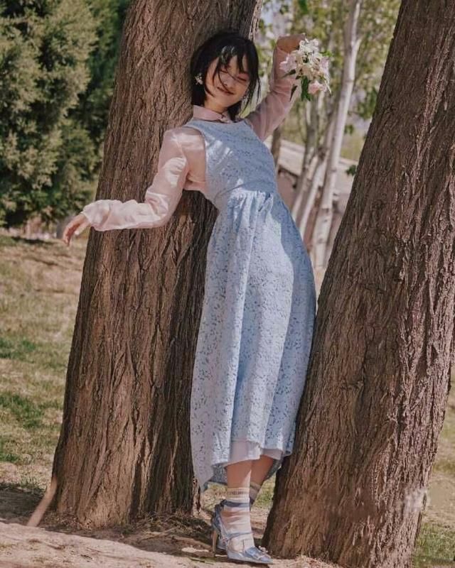 沈月《流星花园》造型被吐槽，穿搭土气又显矮，剧外却判若两人