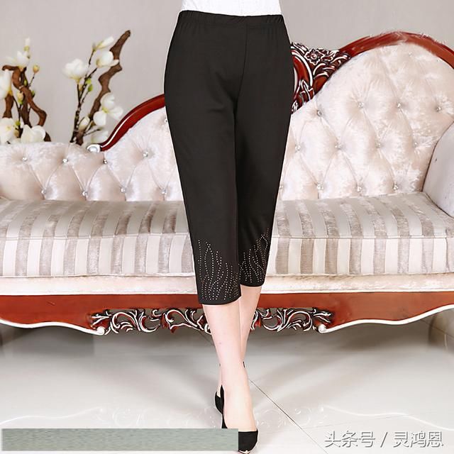 给你最完美舒适的收腰提臀效果，让你凸显臀部曲线，尽显女性柔美