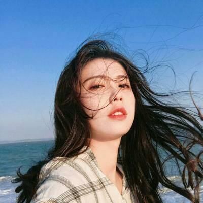 素颜比化妆还好看的4大星座,第一名:五官精致,完全是女神