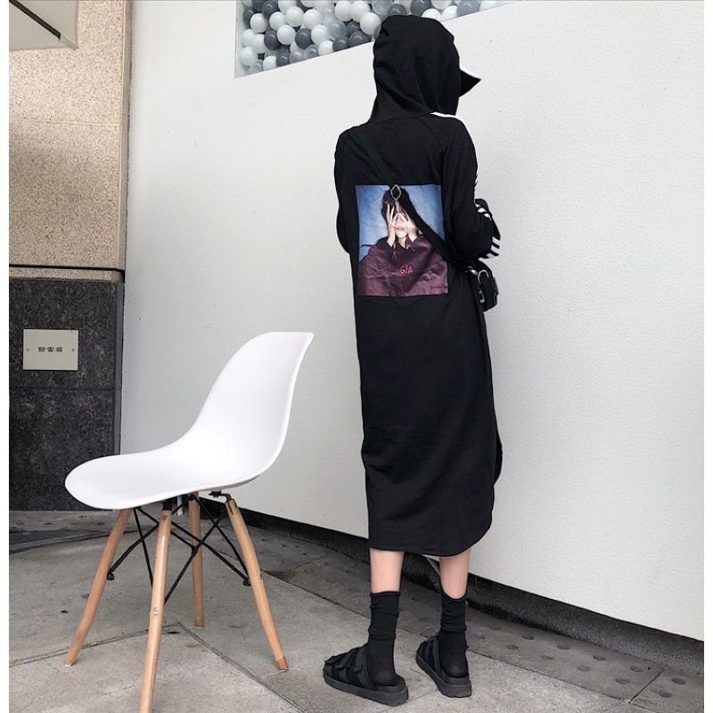 卫衣裙真是减龄神器，反正我姨40岁，穿起来跟个小姑娘似的