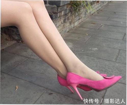 是不是美女，不用看脸，一看腿和高跟鞋就知道了！