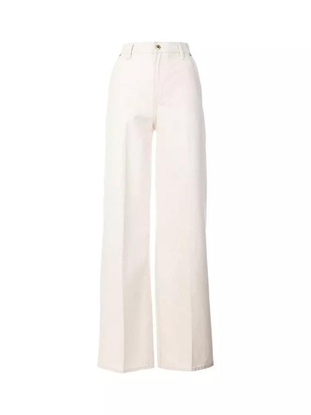 关于白色牛仔裤，这些是时尚博主没告诉过大家的搭配心机