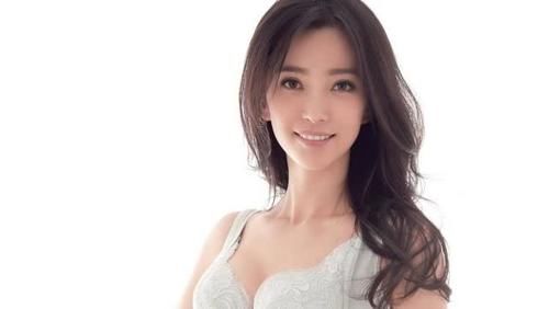  要注重眼@有气质的女人会在这几件事上下功夫，普通女人却不在意，你是哪种？