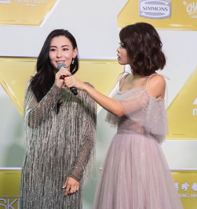  「格子西装」今年春季流行服饰分析,准备买卖衣服都进来