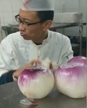  「gif」搞笑gif：看到这种骚气十足的舞蹈，我震惊了！