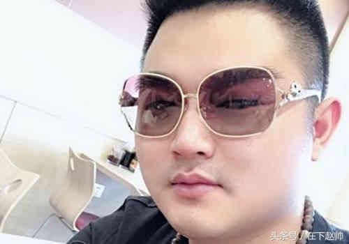 快手土豪都是假的？散打曝出“内幕”：除这3位都是贷款消费！