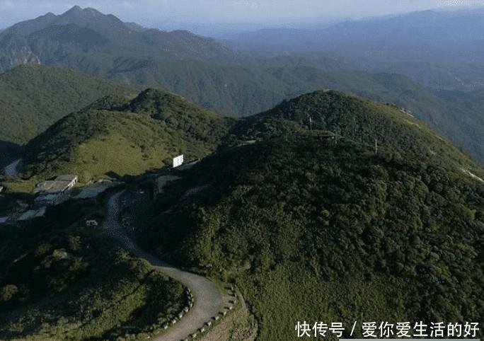 广东第一峰, 山脚开车需要1个多小时才能上到山顶 美景请收下 广