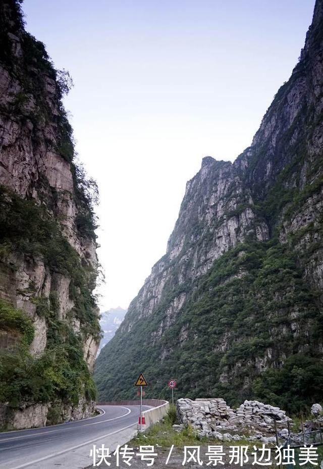 中国最美十大峡谷之一，禁止外国人靠近，否则会被直接抓起来！