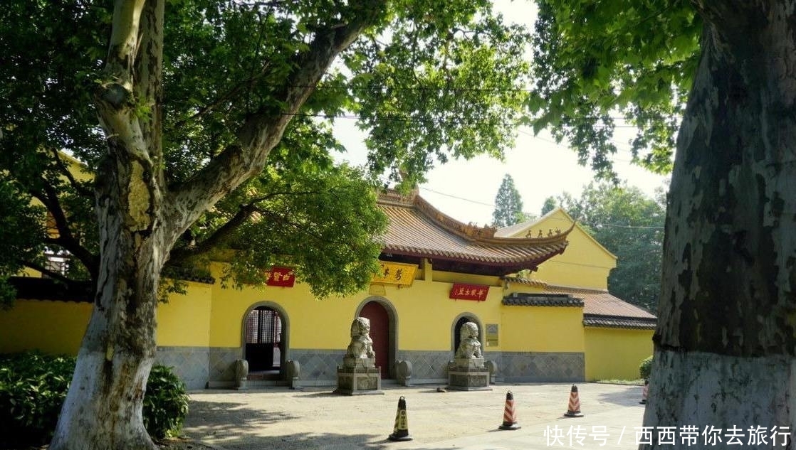南京这座千年古寺,距离夫子庙咫尺之遥,人少景美还免费!