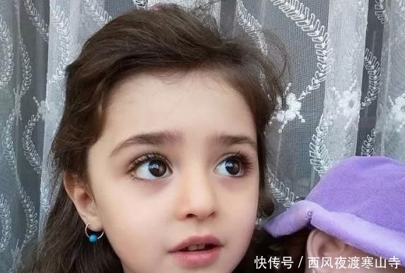  [辞职]6岁伊朗小女孩，颜值碾压众人，爸爸辞职当贴身保镖？