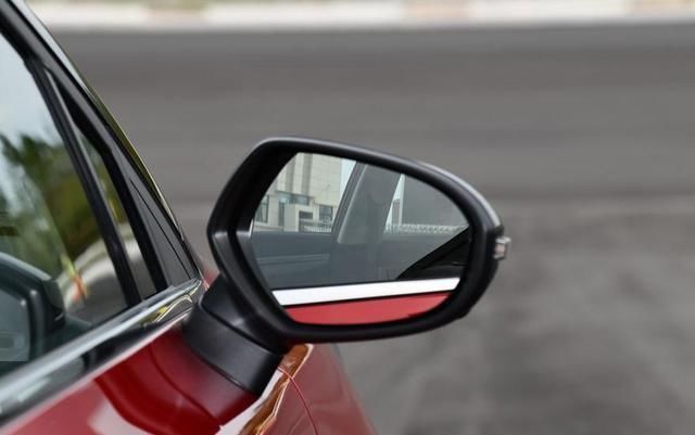  GS：在父母的建议下，狠心拿下一台吉利帝豪GS，车主说了真实体验