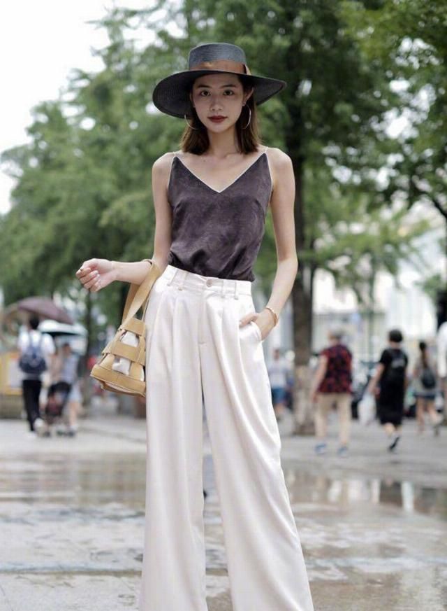 【吊带装】天气转热,你还愁没衣服穿?一件吊带就能满足你的需求