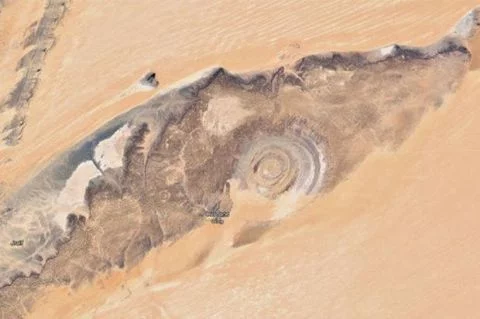 卫星地图拍下神秘“撒哈拉沙漠之眼”，出现原因未知