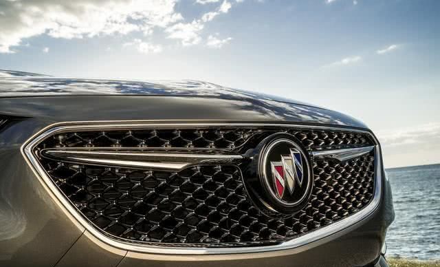  『当中』动力重要还是驾驶乐趣更重要？在君威和阿特兹当中应该如何选择