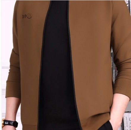 中国“中山装”又火了，让人穿上不想脱，60后男人穿过都知道