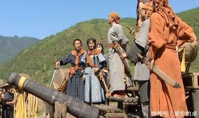 「投降」此人是太平天国的核心人物,投降曾国藩,最后得以善终