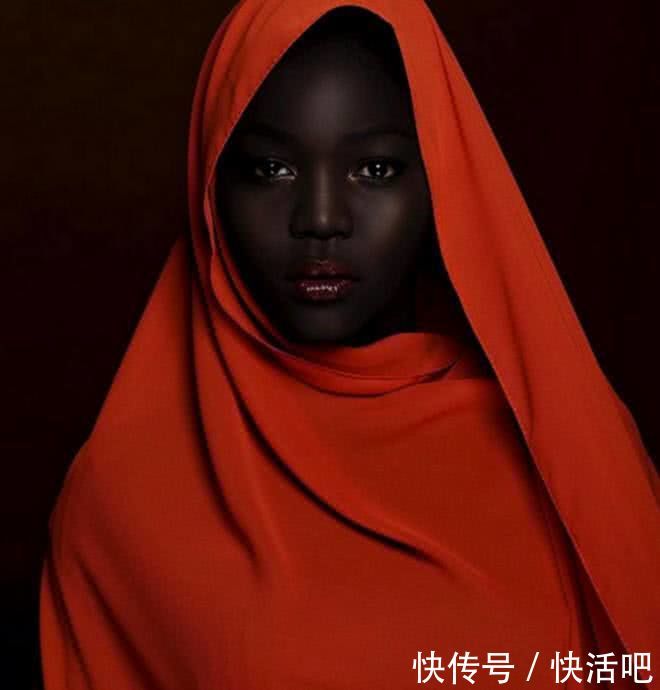 世界上最美的黑人女子，让人惊奇不已，人称黑“皇后”