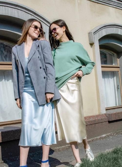  【精致】半身裙眼花缭乱？缎面裙高光泽质感引领时尚，穿出精致高贵美