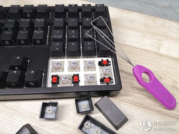 AKKO x DUCKY 3108S RGB 银轴开箱简评