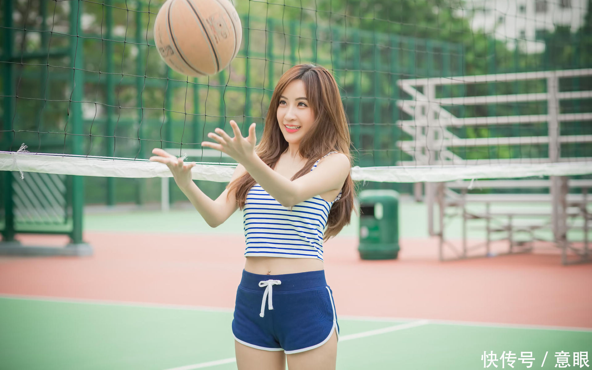 女性穿短裤的享受与尴尬：它是高温地区的福音、部分人眼中的笑料