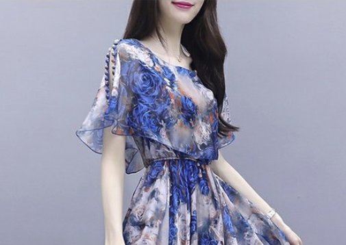 31岁老婆出门从不穿裤子，只穿这样的“冷风裙”，邻居都夸好看