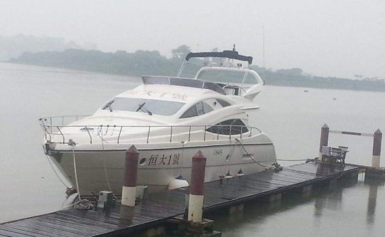  海陆空■从“掏粪工”走向中国首富，如今捐款超25亿，海陆空座