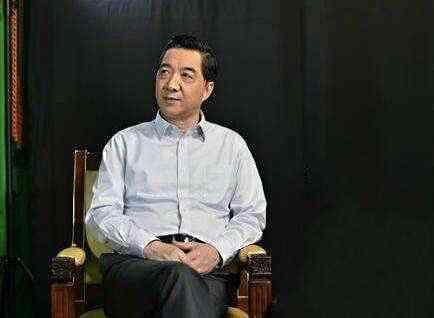 身为海军少将的张召忠一个月工资多少?这个数