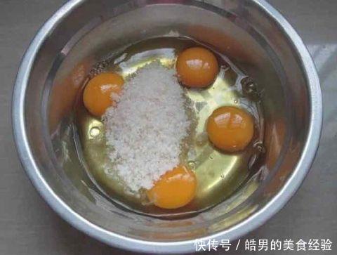 在家怎么自己做鸡蛋糕 t01de5a4543bac559ab.jpg