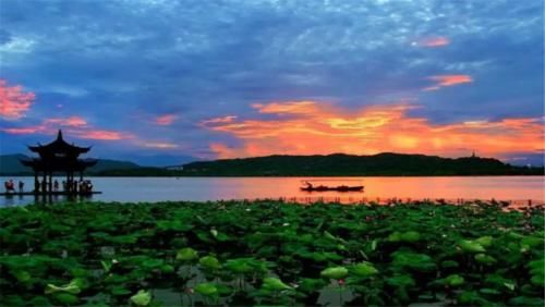中国存在四大西湖，当中有个可以和杭州西湖相媲美，你知道是哪个